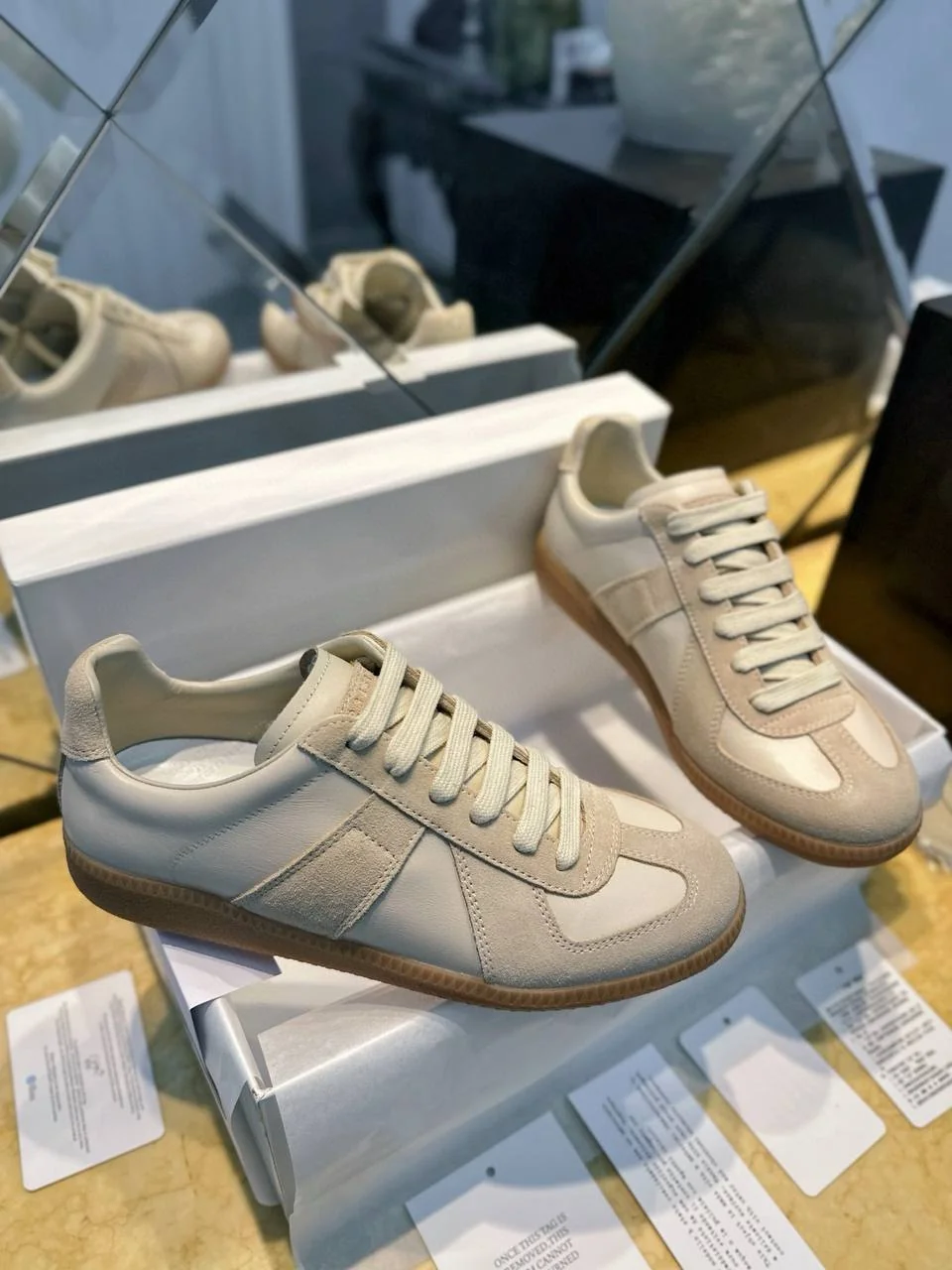 Жіночі кросівки - Maison Margiela